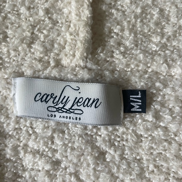 Carly Jean LA hooded sweater - Picture 2 of 2